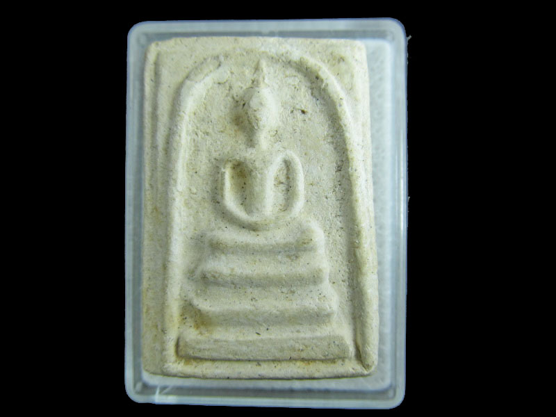 พระสมเด็จหลังเรียบ ไม่ทราบวัดครับ พระพอมีอายุ..เริ่ม20บาท/.W-137