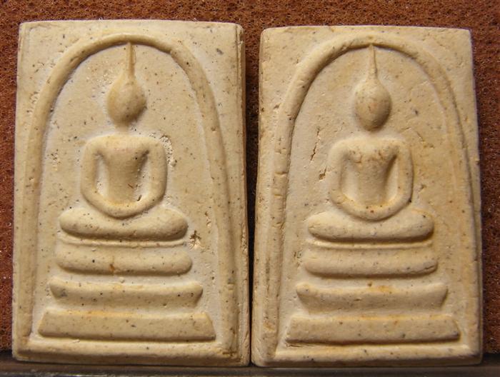 สมเด็จวัดระฆัง118ปี  พิมพ์ใหญ่  2  องค์