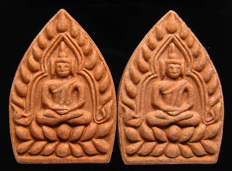 **ที่เดียว 2 องค์ พระผงขมิ้นเศก เจ้าสัวสยาม หลวงพ่อคง วัดกลางบางแก้ว ตะกุดเงิน เคาะเดียวแดง**BJ21