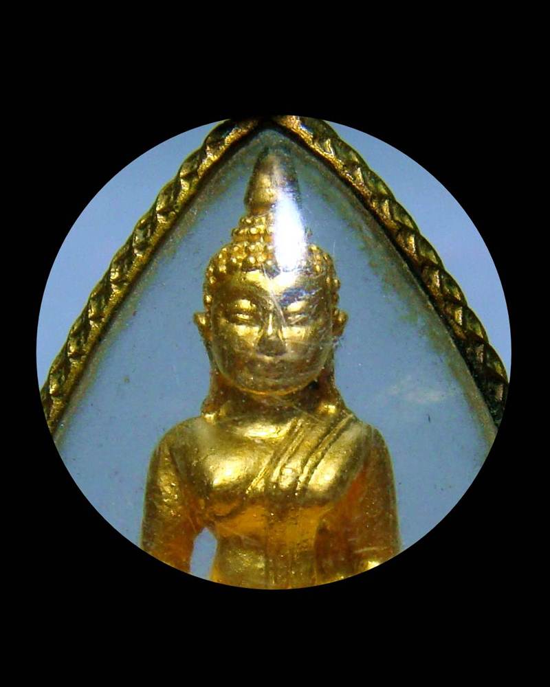 B001 หลวงพ่อโสธร เลี่ยมกรอบไมครอน ปี ๒๕๓๙