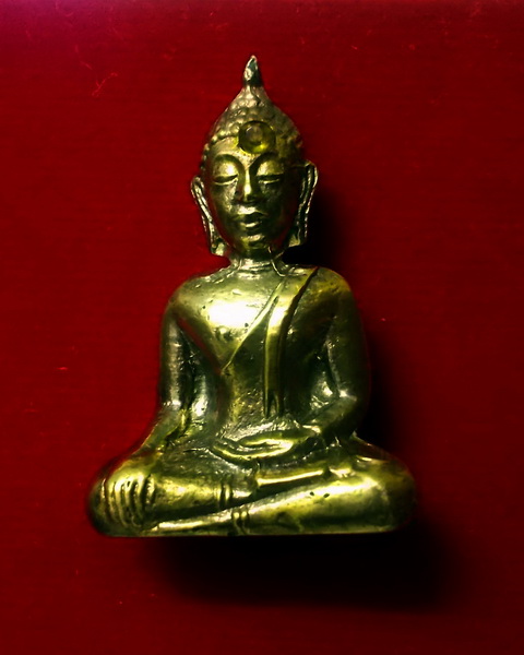 พระใส สวยสวย