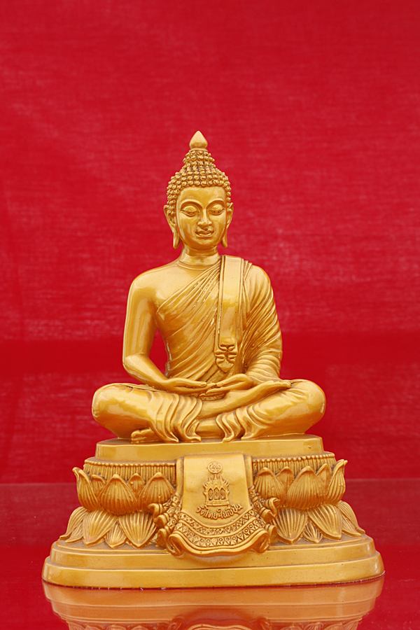 พระบูชาพระธรรมกาย ออกวัดไทยในญี่ปุ่น