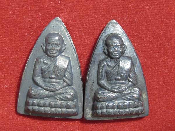หลวงปู่ทวด กลีบบัว พิมพ์ลึกหน้าแก่ ร.ศ.200 จัดสร้าง ปี 2525 ทีเดียว มาเป็นคู่...3B