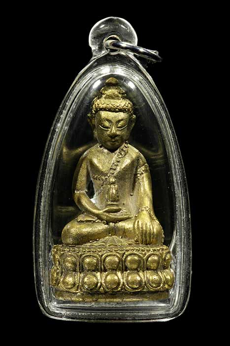 พระกริ่งเพชรกลับ หลวงปู่ผาด วัดไร่