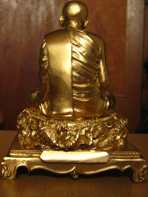 พระบูชาหลวงปู่ทิม วัดละหารไร่ ปู ปลา ((( กรรมการ )))