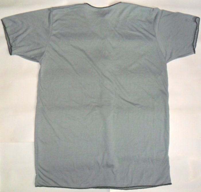 เสื้อผู้ใหญ่ เบอร์ L ของใหม่ เคาะเดียวจัดส่งถึงบ้าน