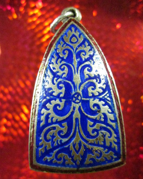 ตลับเงินลงยา ( พระกริ่ง )