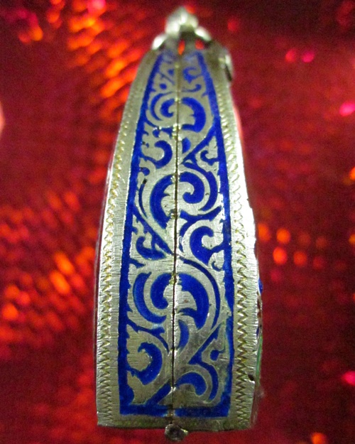 ตลับเงินลงยา ( พระกริ่ง )