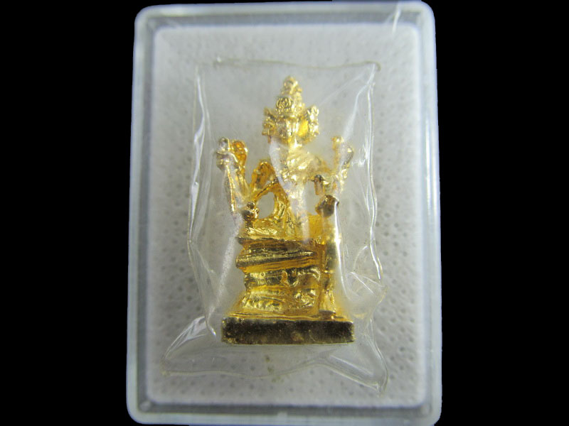 ท้าวมหาพรหม กะไหล่ทอง งานละเอียดประณีต ไม่ทราบที่ครับ.เริ่ม20บาท/.(19/กพ.--08)