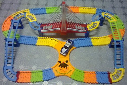 ของขวัญลูกน้อย พรีเมี่ยม เอนฟา รถแข่งอัจฉริยะ Enfa Smart Racing Track  แบบที่ 3 ชุด สะพานอัจฉริยะ 