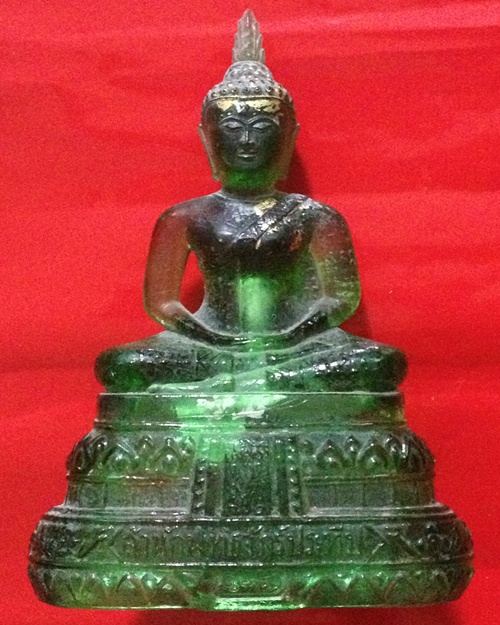 พระแก้ว สำนักพุทธจักร์ประทีป