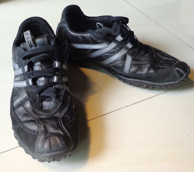 รองเท้า GEOX แบรนด์ดัง ครับ ,ของแท้ อย่างเทพมีคู่เดียวครับ