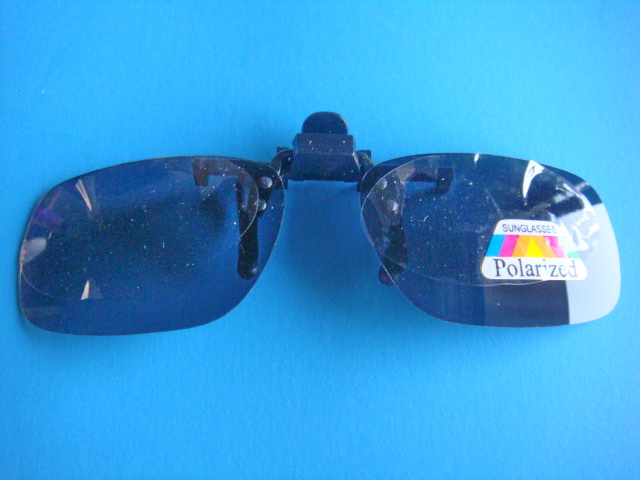 +++เคาะเดียว+++คลิป ออน แว่นตา polarized ตัดแสงสะท้อนภาพคมชัด นุ่มนวลสบายตา