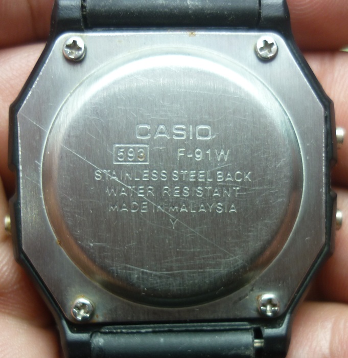 นาฬิกาข้อมือ ดิจิตอล casio รุ่น F-91W สุดคลาสสิค (รายละเอียดด้านในครับ)