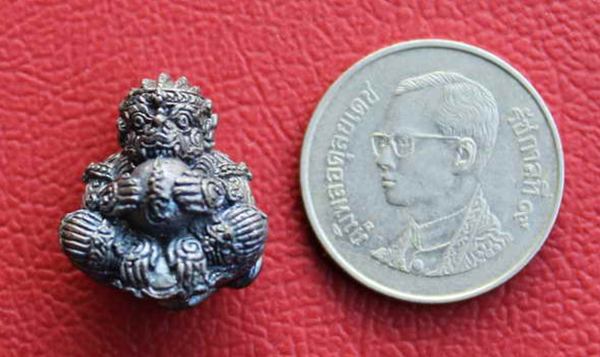 > ลูกอมหนุมานโภคทรัพย์ หลวงพ่อเพี้ยน วัดเกริ่นกฐิน จ.ลพบุรี ปี2552