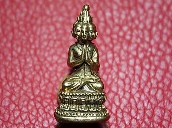 รูปหล่อพระเศรษฐีนวโกศ
