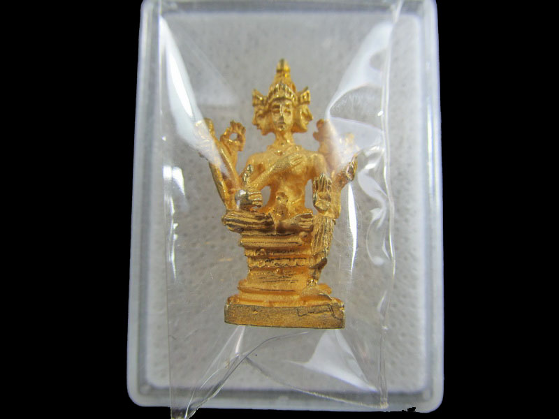 ท้าวมหาพรหม กะไหล่ทอง งานละเอียดประณีต ไม่ทราบที่ครับ .เริ่ม20บาท/.(18/มีค.--122)