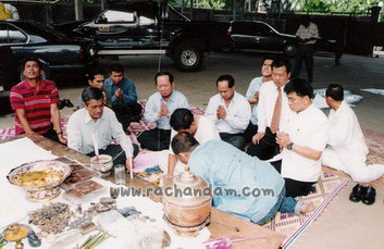 ปิดตาคันฉ่องสองจักรพรรดิ์พิมพ์เล็กเนื้อทองคำเลี่ยมทอง