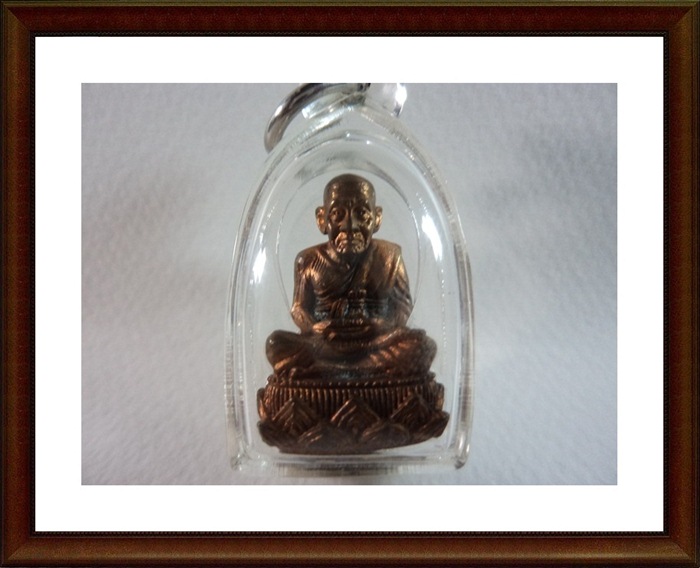 หลวงปู่ทวดเนื้อนวะเบ้าฉีด มณฑป 40 อ.นอง วัดทรายขาว