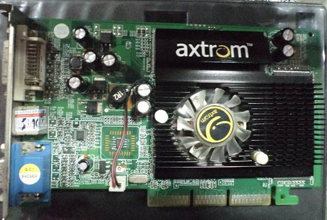 กร์าดจอVGA  XT-FX5500    256M128bit  TV DVI**มือสองคุณภาพ