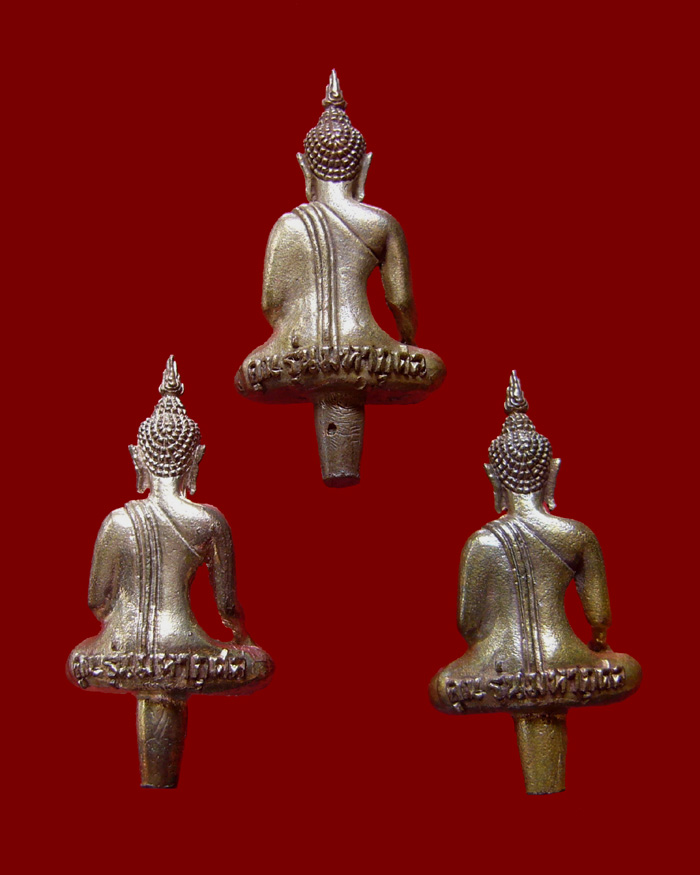 พระยอดธง รุ่นคูณมหากุศล ปี2540 เนื้อนวะโลหะ ตอกโค๊ต 3 องค์ ชุดที่3
