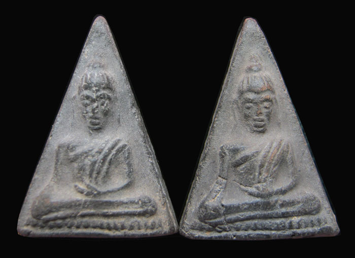 - ### เคาะเดียว ### พระอู่ทองออกศึก สุพรรณบุรี พิมพ์นางพญา คู่ที่ 3