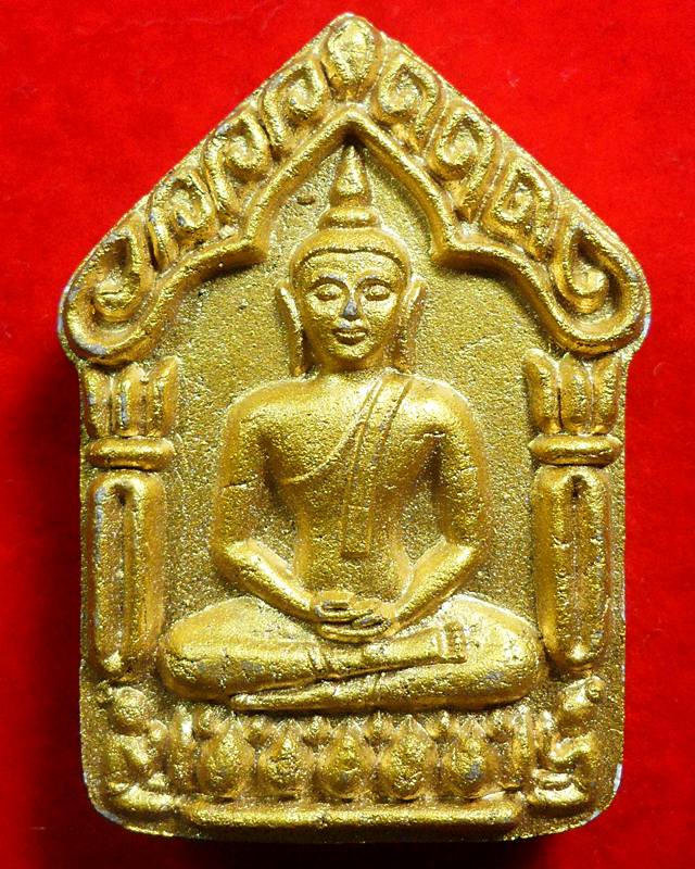 ขุนแผนหลวงปู่เกลี้ยง ผสมผงพรายกุมารหลวงปู่ทิม ปี ๕๓