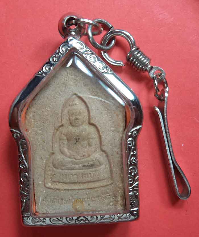 พระขุนแผน-กุมารทอง เนื้อผงตะเคียน สร้างปี 48