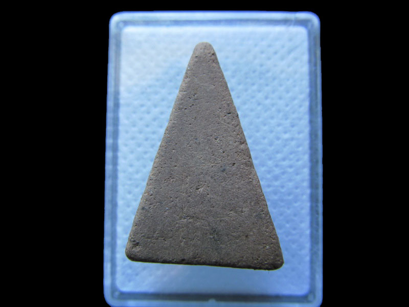 พระนางพญาเนื้อดิน ไม่ทราบวัด..เริ่ม20บาท/.(29/04/56-10)