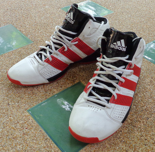 รองเท้า ADIDAS ของแท้ สปอร์ต
