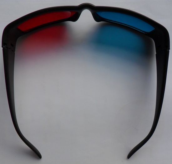 แว่นสามมิติ 3D แดง-ฟ้า สามารถใช้ได้กับจอทั่วไปทุกประเภท