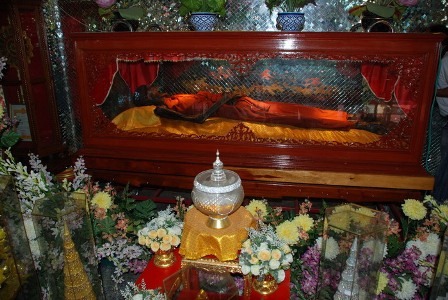เหรียญหลวงพ่อตุ๊ เจ้าป่า ปี18 วัดดาวดึงษ์หงษาราม จ.อ่างทอง ((เคาะเดียว))