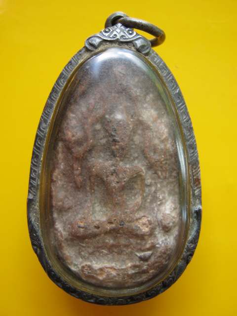 พระขุนแผน เลี่ยมเงินเก่า