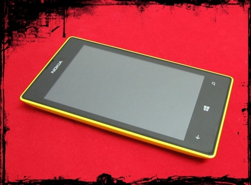 ด่วน !!! ลดสุด ๆ ระดมทุน *** Lumia 520 สีเหลือง Windows Phone รุ่นใหม่ล่าสุดของ Nokia
