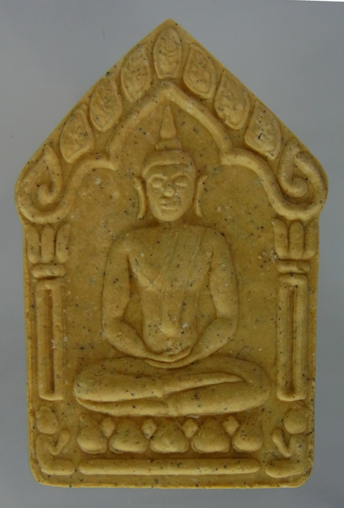 ขุนแผนผ้าป่า ปี 46 เนื้อว่านดอกทอง พิมพ์ใหญ่ ไม่ทาบอร์น กลังตะกรุดทองแดงคู่ หายากครับ