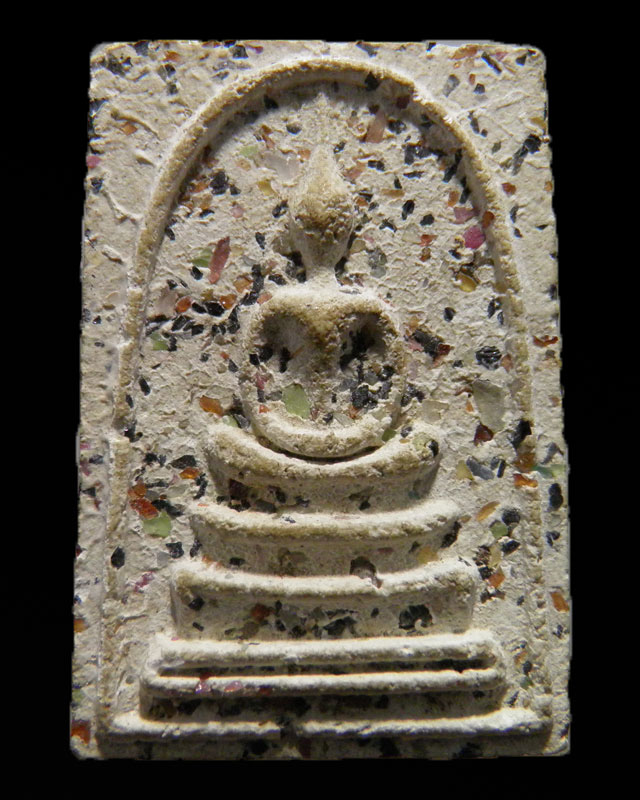 พระสมเด็จพิมพ์สมเด็จ โรยพลอย วัดราชนัดดาปี ๒๕๑๒ หลวงพ่อกวย ปลุกเสก พิธีใหญ่  หายาก)