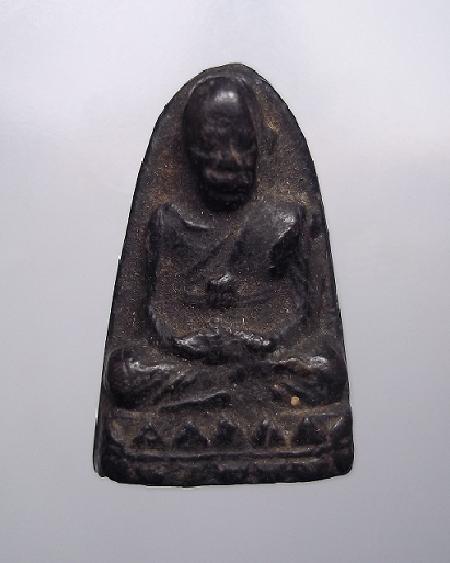 พระเกจิเนื้อผง 