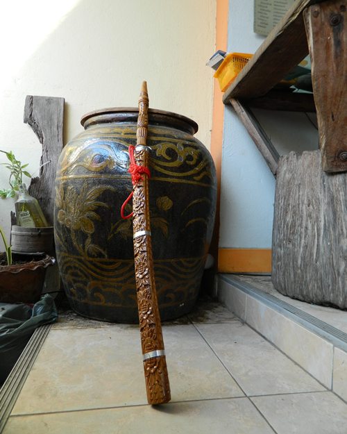 เเดงเดียวมีดดาบแกะลายไม้สักเล่มที่2สวยๆ