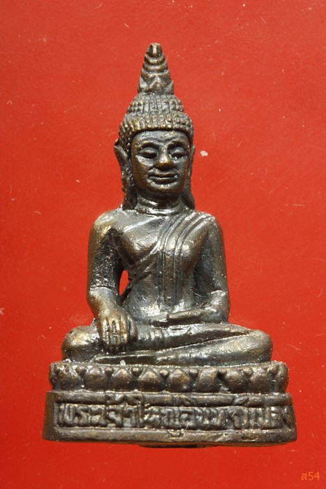 รูปหล่อพระเจ้าใหญ่อินทร์แปลง วัดมหาวนาราม จ.อุบลราชธานี