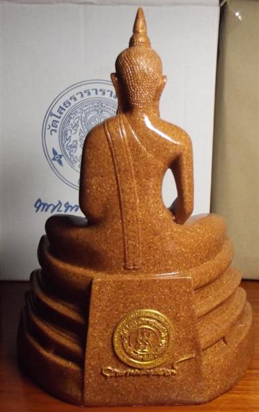 "หลวงพ่อโสธร เนื้อกระเบื้องหลังคาโบสถ์" หน้าตักพระ ๕ นิ้ว ฐานกว้าง ๗ นิ้ว สูง ๙ นิ้ว #A3
