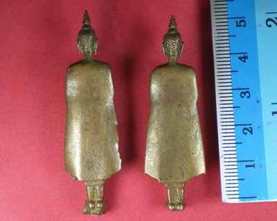  พระพุทธปางห้ามญาติ (2 องค์)