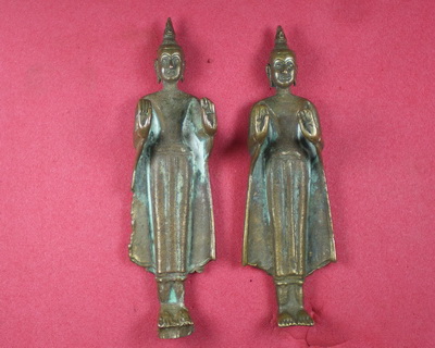  พระพุทธปางห้ามญาติ (2 องค์)