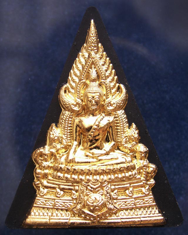 พระพุทธชินราชหลัง ภปร. ในหลวง 84 พรรษา พุทธชยันตี 2600 ปี สูง 4 ซ.ม. ยิงทอง + ผอบมวลสารศักดิ์สิทธิ์