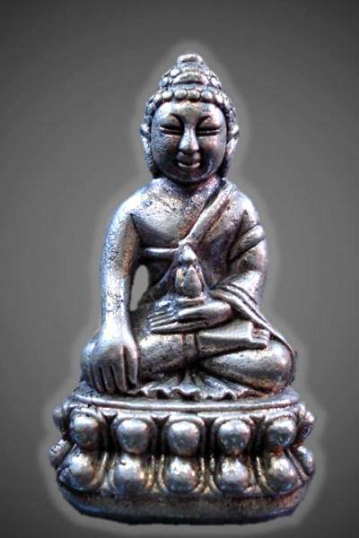 พระกริ่ง รุ่นร่ำรวย มหาเศรษฐี หลวงปู่คำบุ เนื้อเงิน กรรมการ หมายเลข 7 ครับผม