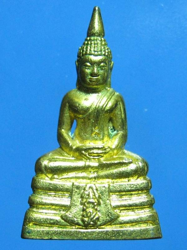 หลวงพ่อโสธร ปี ๔๔ กะไหล่ทอง 150