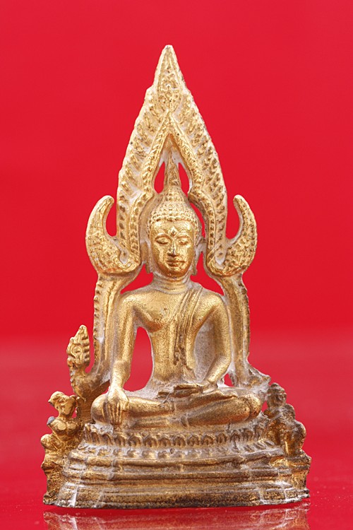 พระบูชาตั้งหน้ารถ พระพุทธชินราช..../2