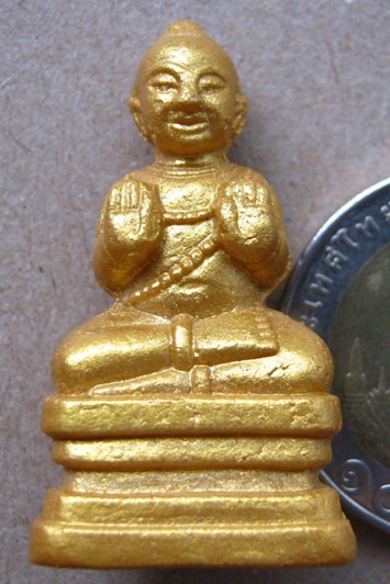 กุมารทอง รุ่นแรกผงพรายกุมาร หลวงพ่อสาคร วัดหนองกรับ จ ระยอง หมายเลข 1104