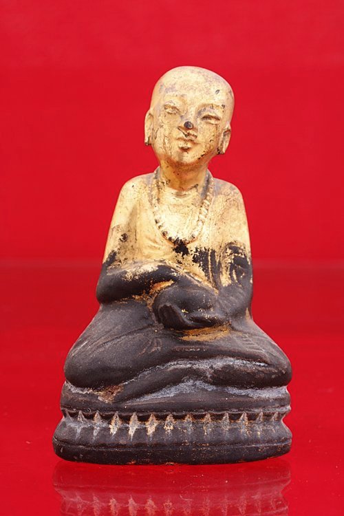 พระจกบาตร ศิลปพม่า