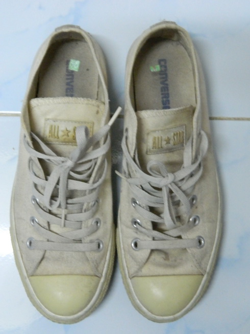 "เคาะเดียว" รองเท้า converse all star ไซด์ 8 (เบอร์ 41-42)