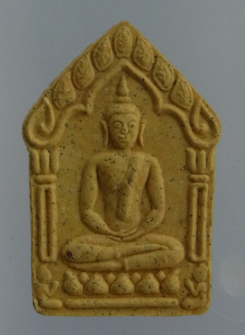 ขุนแผนผ้าป่า ปี 46 เนื้อว่านดอกทอง พิมพ์ใหญ่ ไม่ทาบอร์น กลังตะกรุดทองแดงคู่ หายากครับ